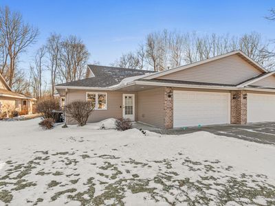 719 Victoria Ct #719