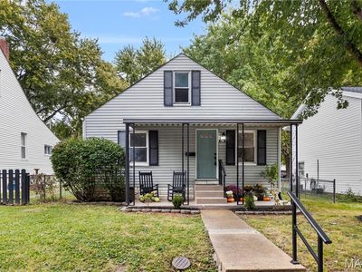924 N Benton Ave