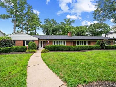 50 Woodcrest Dr