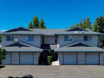 1196 Lancers Ln