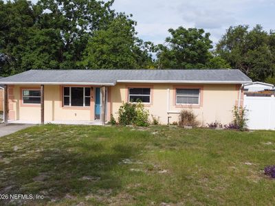 880 EMERALD Drive