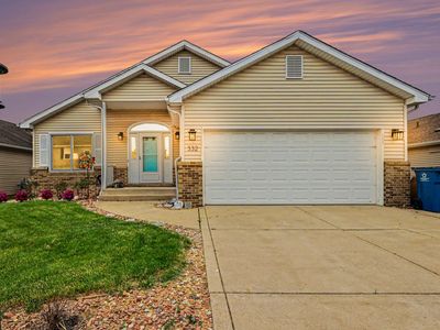 332 Carey Ln