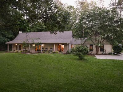 55 Wisteria Ln