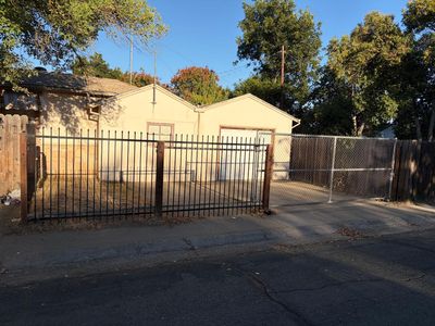 Property at 6300 33rd Ave, Sacramento, CA