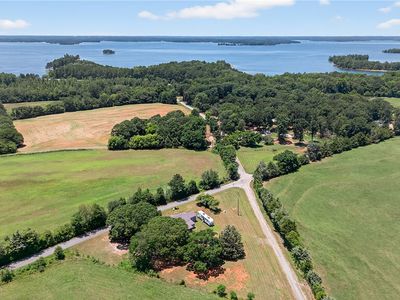 605 & 607 Opry House Rd