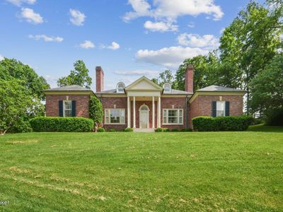 1802 Park Boundary Rd