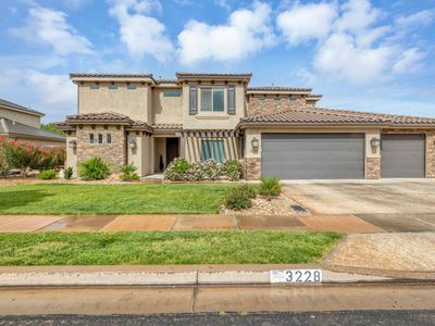 3228 S Bloomfield Dr