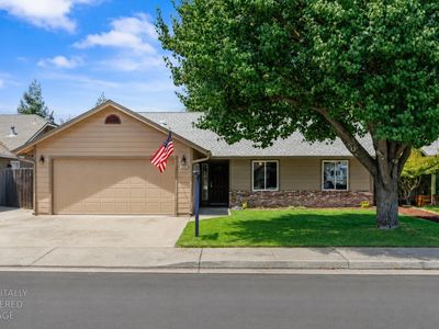 450 Arboles Way