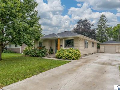 312 N Belmont Dr