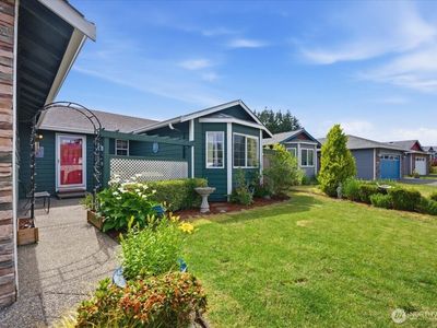 3226 64th Avenue NE