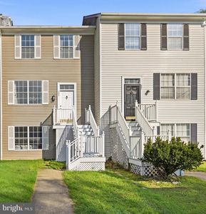 503 Radford Ter NE