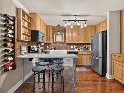2500 Steck Ave APT 4