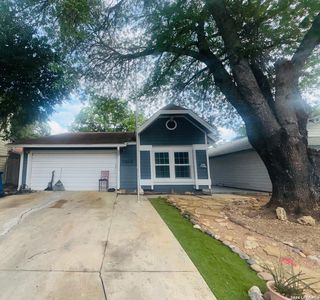 3918 CHIMNEY SPRINGS DR