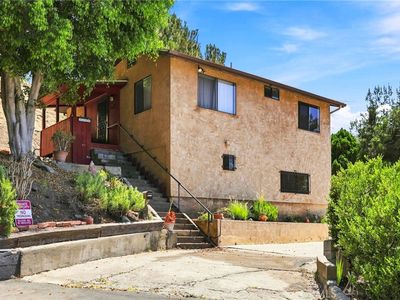 4578 Edison St