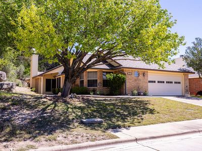 1252 Victory Ln