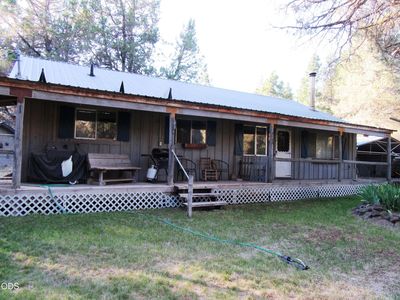 541 Mathews Rd