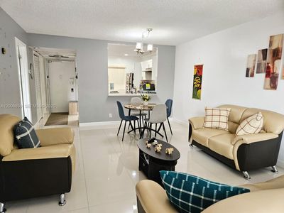 8818 W McNab Rd APT 303