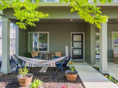 2125 Audubon Ave