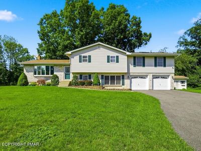 Property at 246 Switzgabel Dr, Brodheadsville, PA