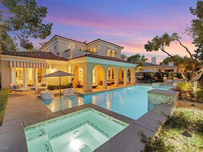 12047 Oakland Hills Dr