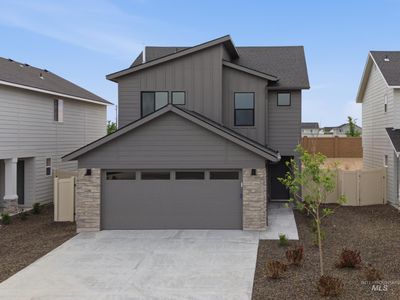 1424 W Braden Dr
