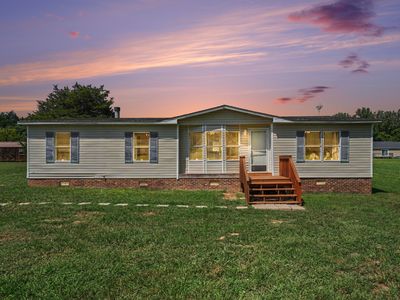 140 Trescott Dr