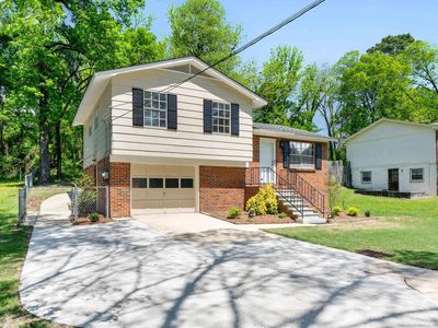 Property at 8110 Skinner Ave, Leeds, AL