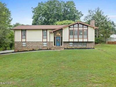 609 Greenwood Dr