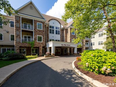 1 West Street #215