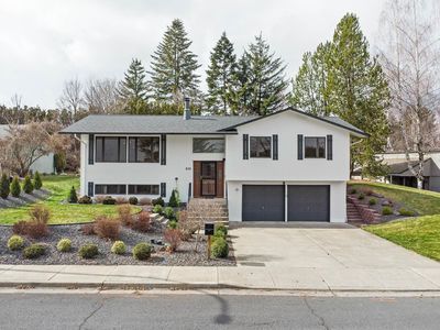 835 SE Sunnymead Way