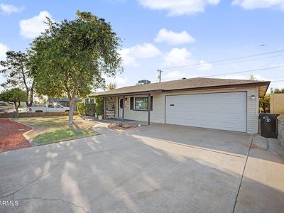 1824 W 6TH Street