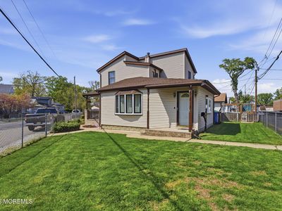 301 Norwood Avenue