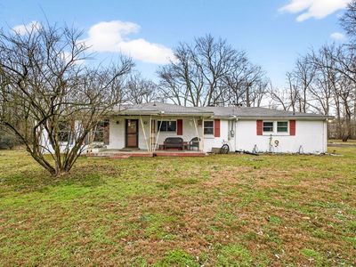 215 Ewing Dr