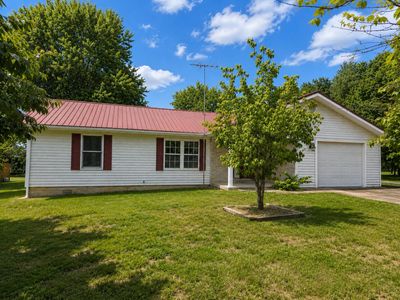 70 Dustin Ln