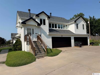 2127-2129 S 46th Ave
