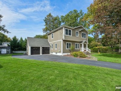 1062 Evergreen Court