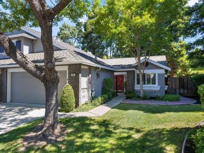 109 Blossom Ct