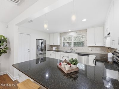 1524 SHIRL Lane