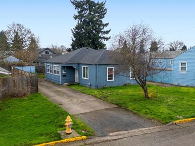 Property at 1453 & 1451 Hiatt St, Lebanon, OR