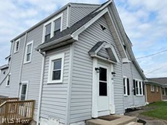 Property at 277 Lovers Ln, Steubenville, OH