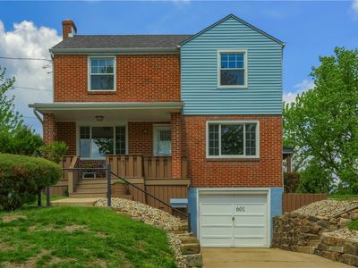 601 Lochinvar Dr