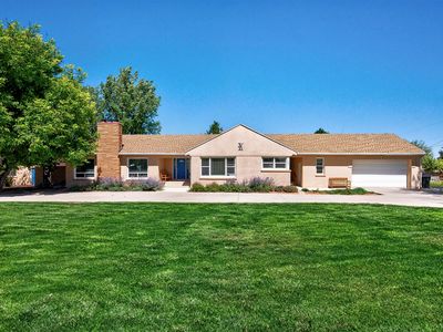 303 E 3810 N