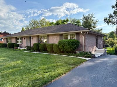 3288 Cornwall Dr