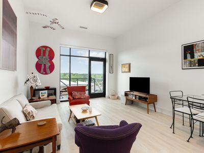 120 Mosaic Blvd #308