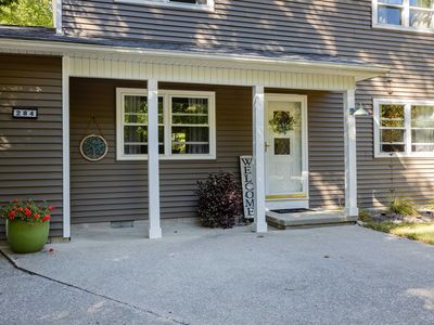 284 W Love Rd