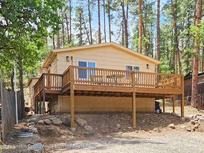 323 Carters Ln
