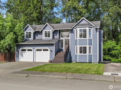 3323 Lake Drive