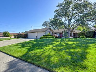 152 Amaya Dr