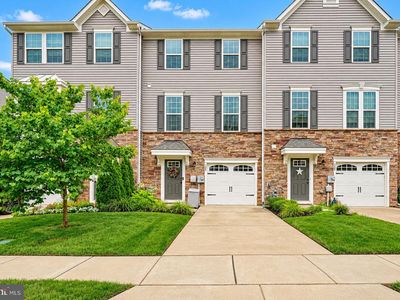 125 Spire Pl