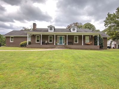 1328 Abrams Rd SE
